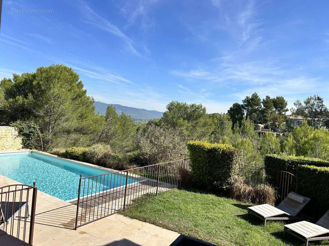 jason smith realty exp france yan spehner golf pont royal - Maison à MALLEMORT