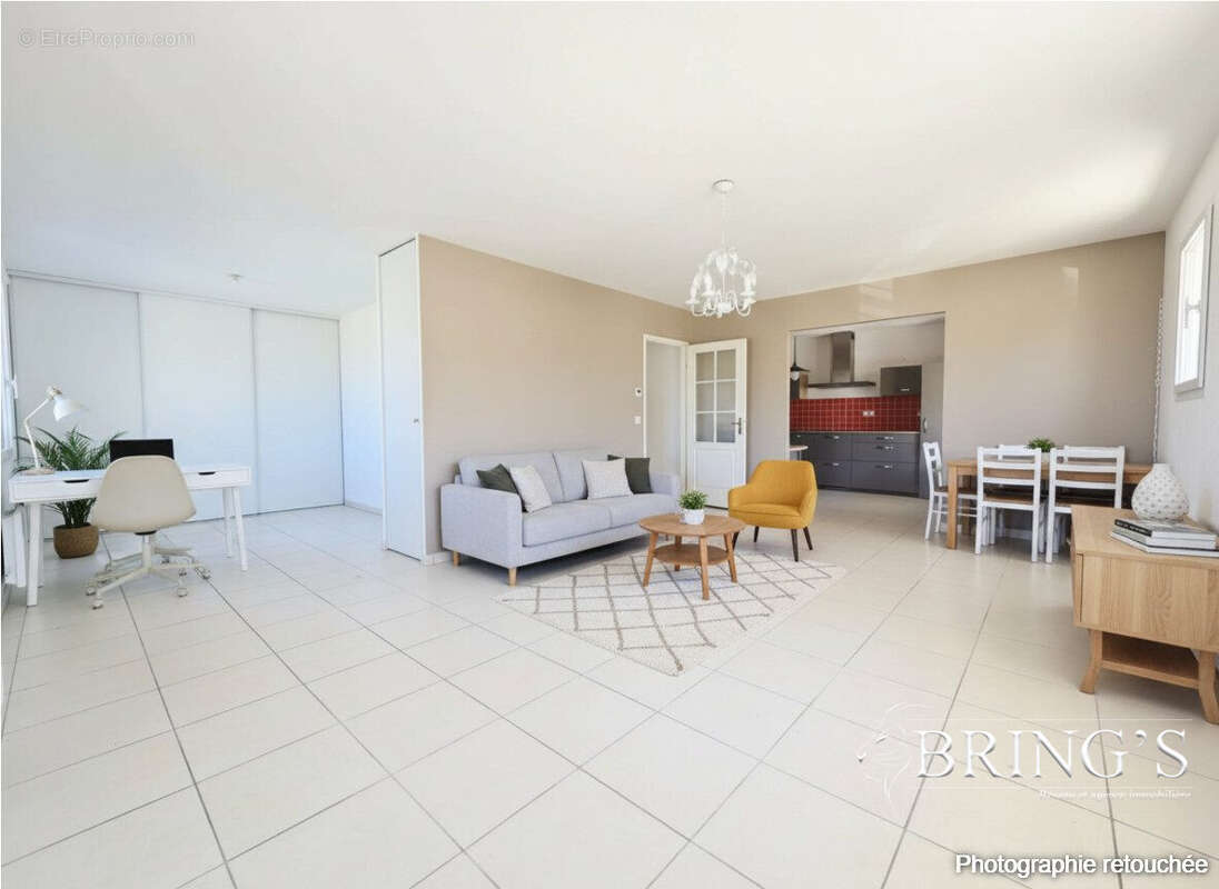 Appartement à ROUGIERS