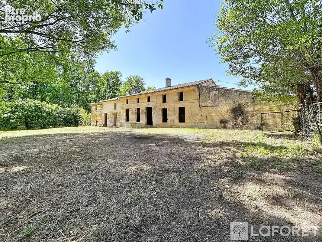 Maison à PRIGNAC-ET-MARCAMPS