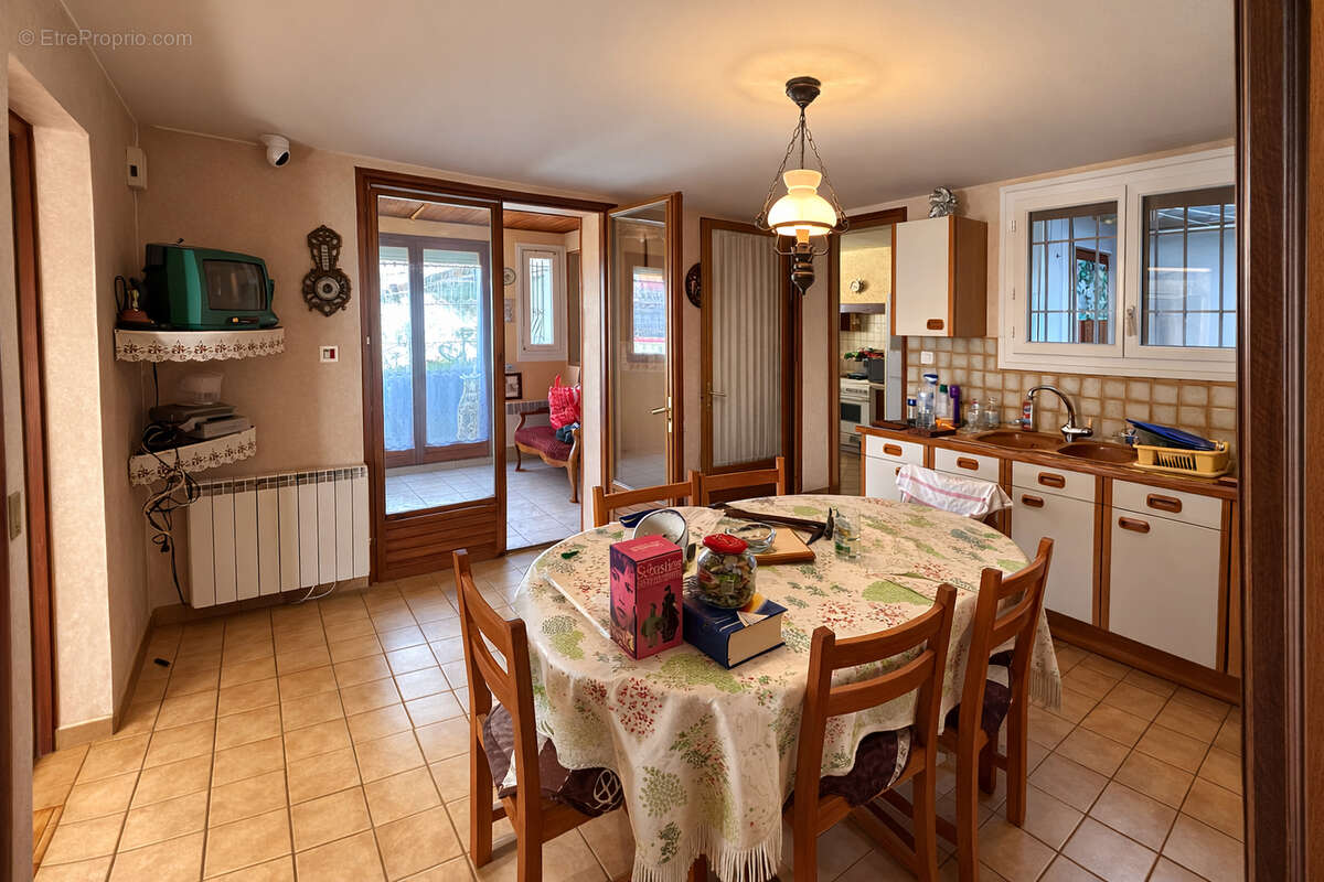 Maison à FOURAS