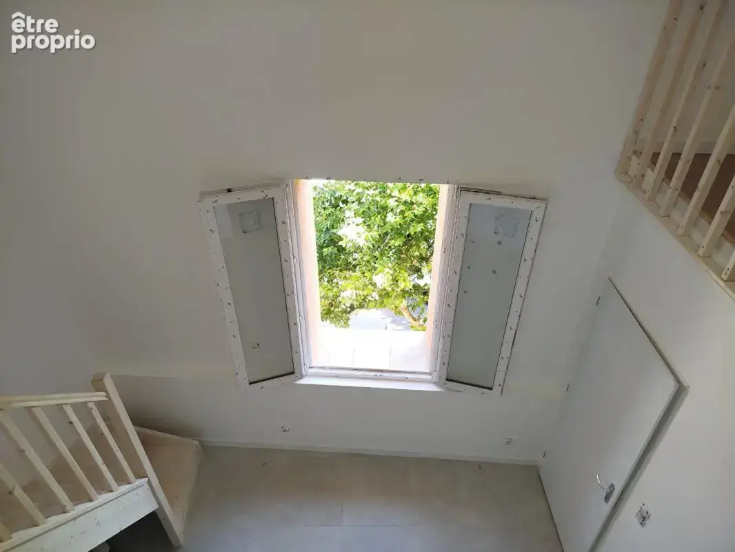 Maison Pourrieres 5 pièce(s) 92 m2 avec terrasse et balcon - photo 10