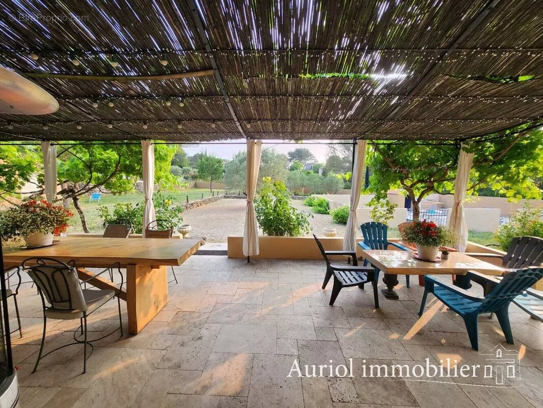 Maison à AURIOL