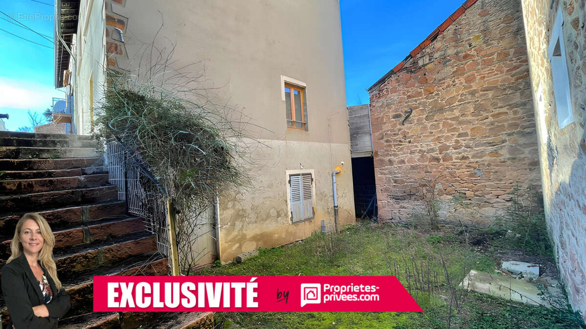 Maison à COURS-LA-VILLE