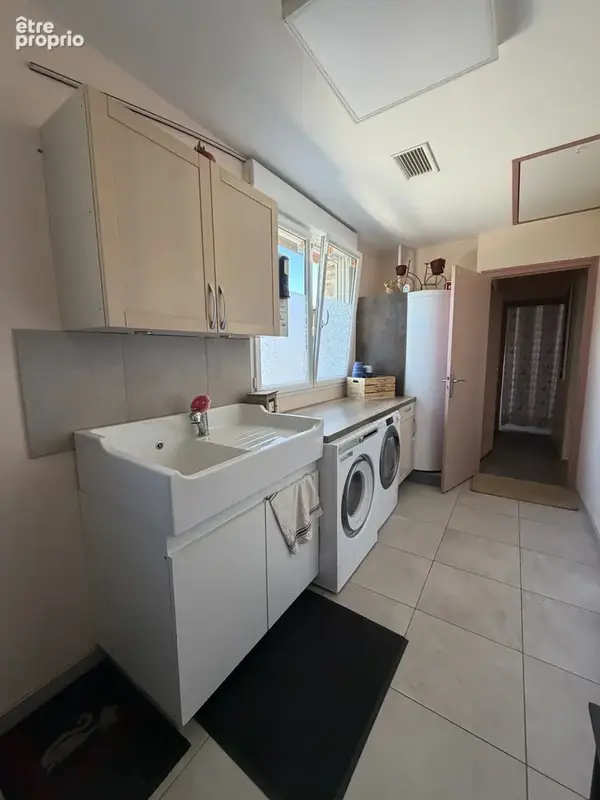 Entre AIZENAY et CHALLANS, longère rénovée,4 chambres sur 16 000 m2 de terrain - photo 10