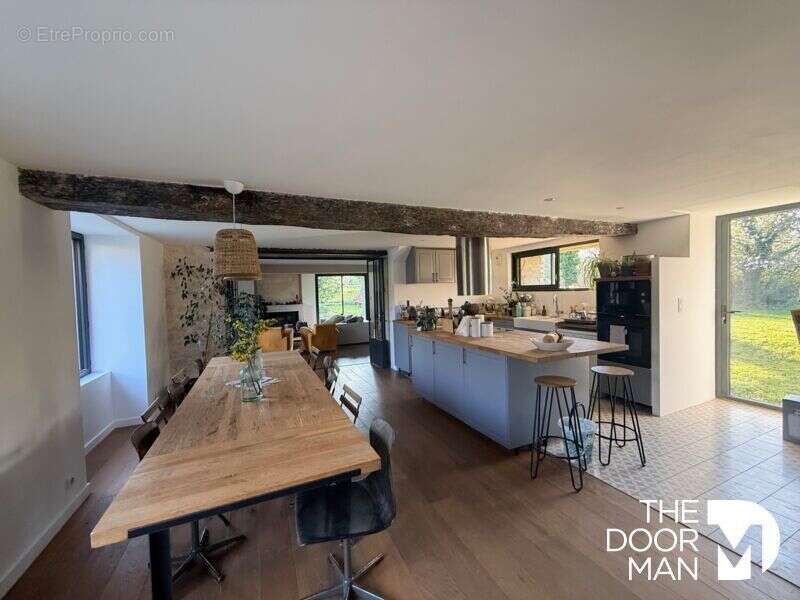 Maison à SAINT-GELAIS