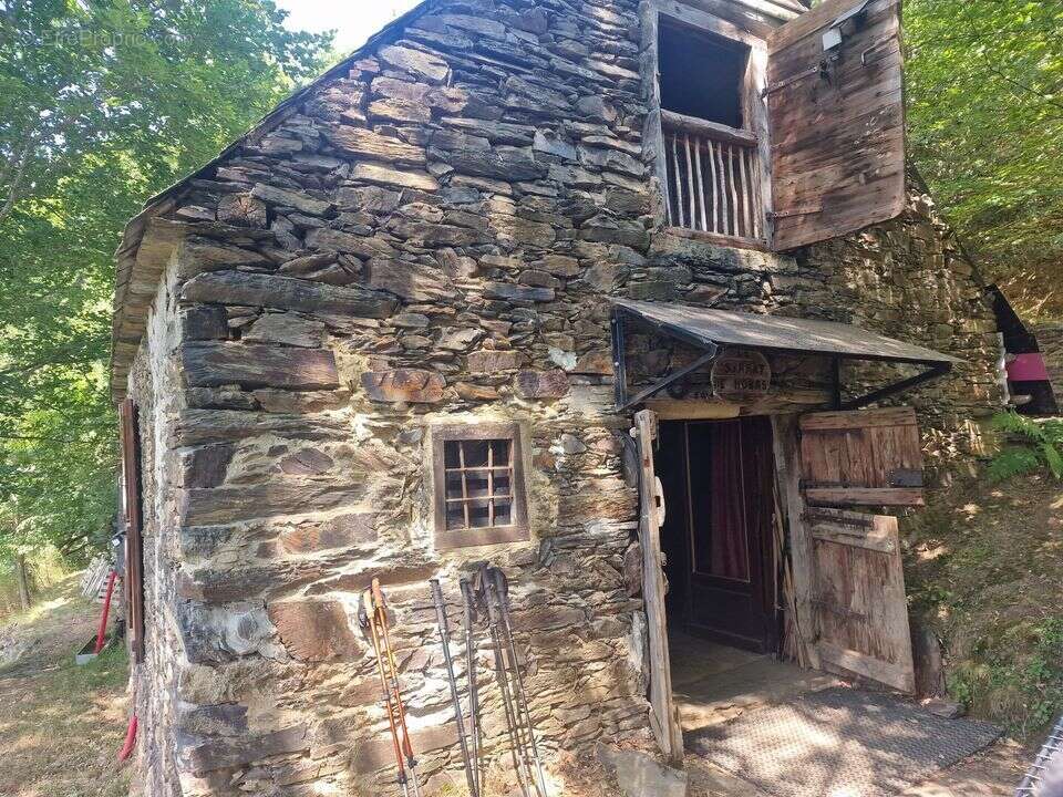 Grange aménagée vue sur l' Arbizon - photo 2