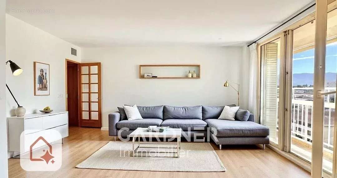 Appartement à AUBAGNE