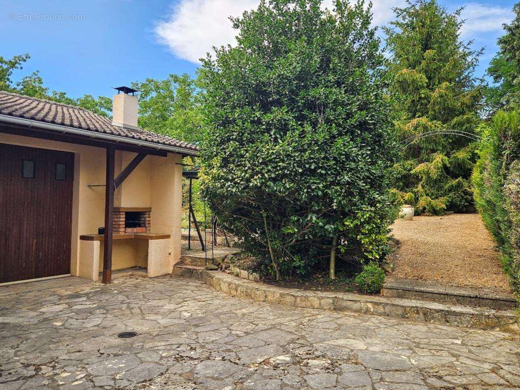 Maison 160 m² hab - 5 pièces - Grand sous sol - Terrain - Vertaizon 63 - photo 20