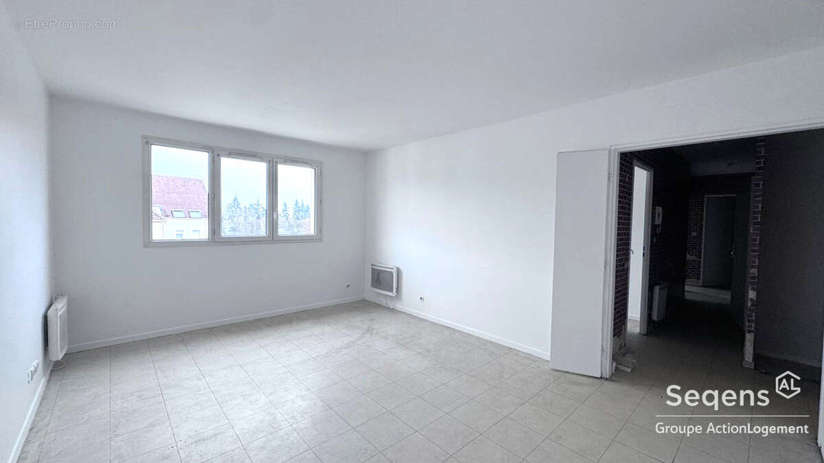 Appartement à DUGNY