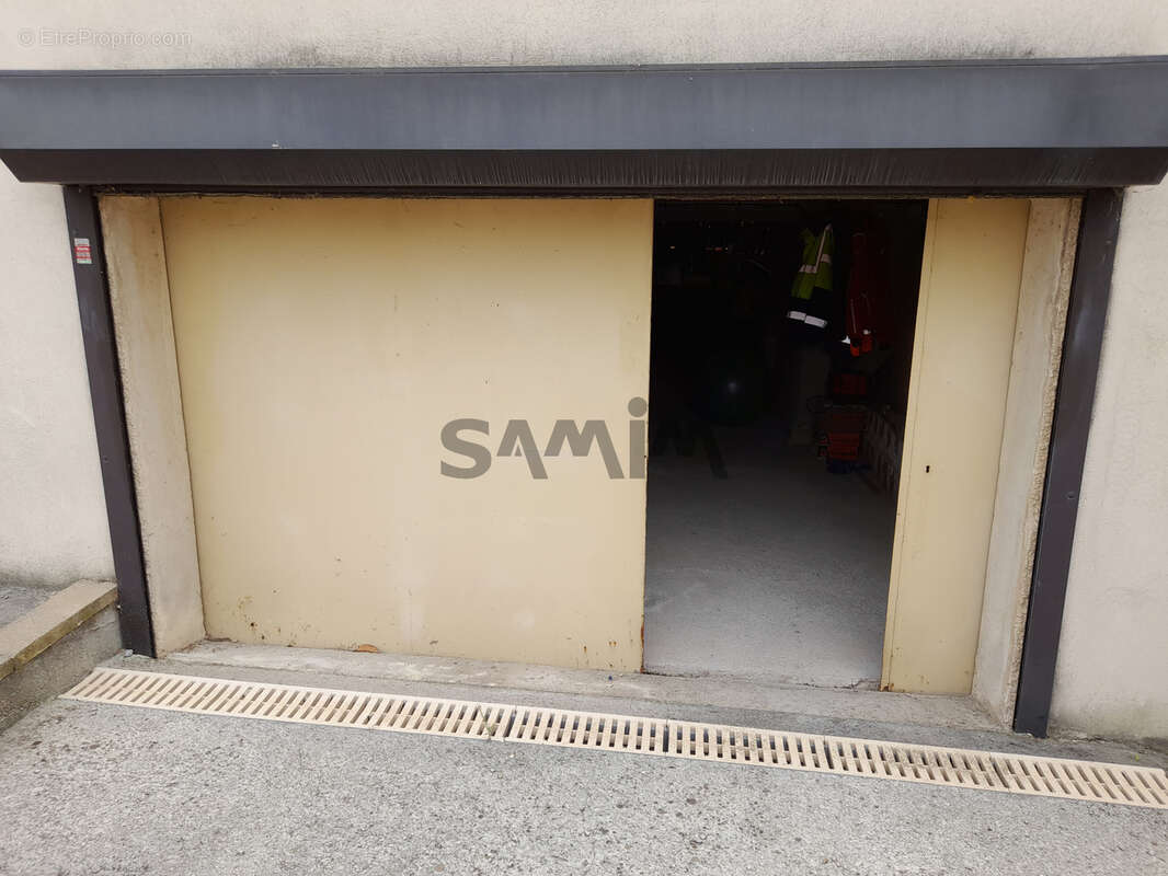 Maison à RIBAUTE-LES-TAVERNES