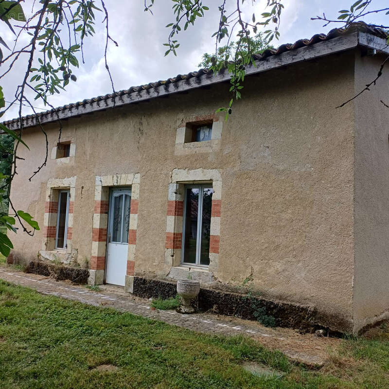 Maison 150 m² à Lectoure  - photo 22
