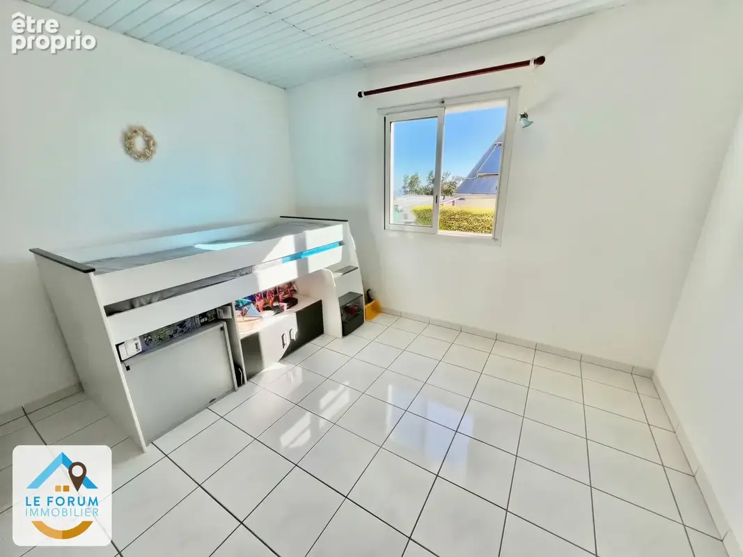 Tampon 97430 - villa de plain pied - 4 chambres - vaste piece à vivre - cadre champetre - photo 7
