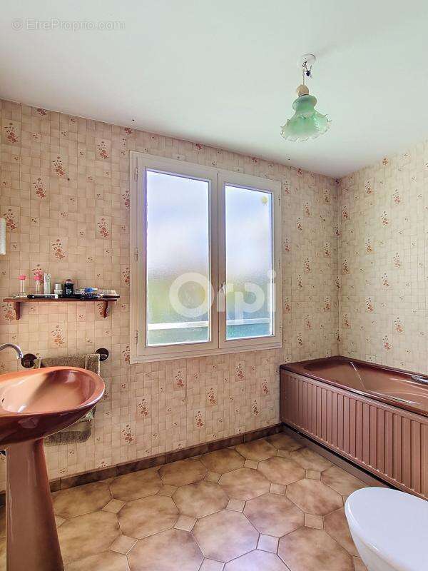 Maison à DOULEVANT-LE-CHATEAU