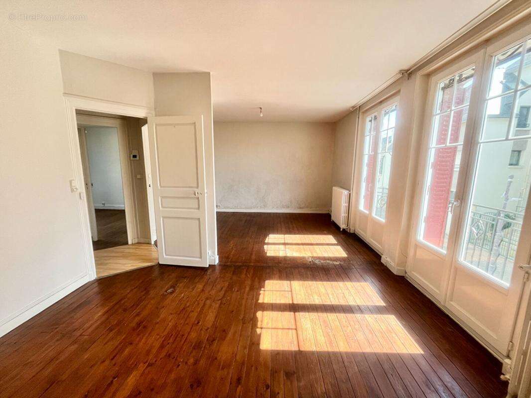 Appartement à LE POULIGUEN