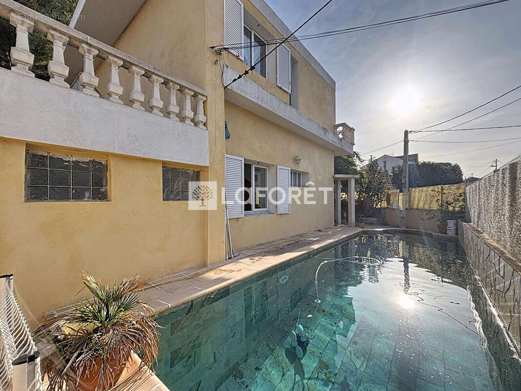Maison à MARSEILLE-9E