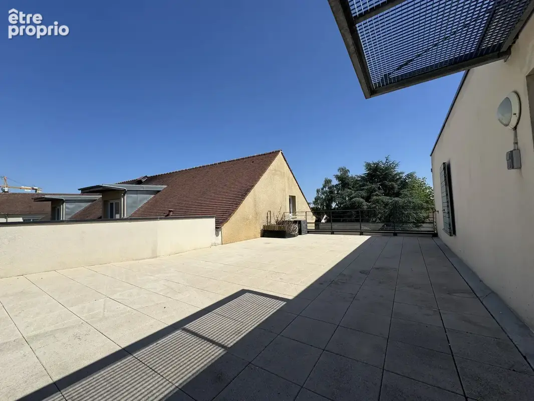 SURVILLIERS Appartement de 3 pièces de 71 m2 habitable avec terrasse de 60 m2 - photo 8