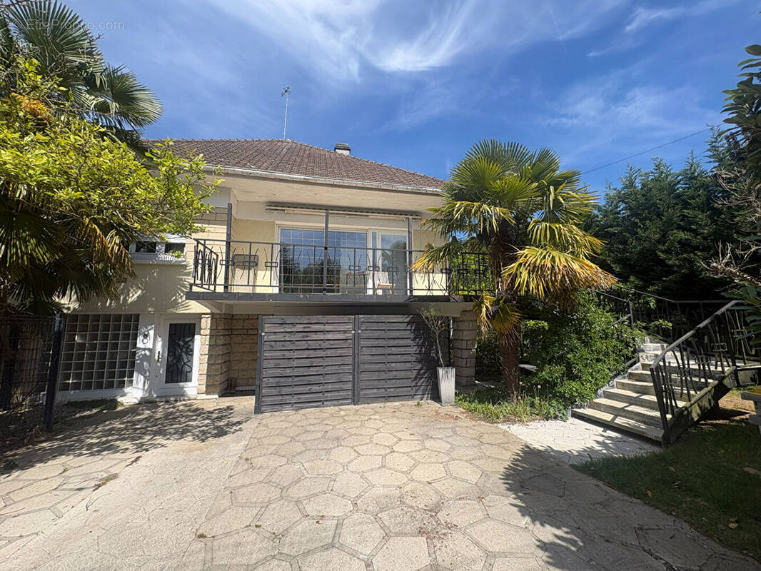 Maison à LAMORLAYE