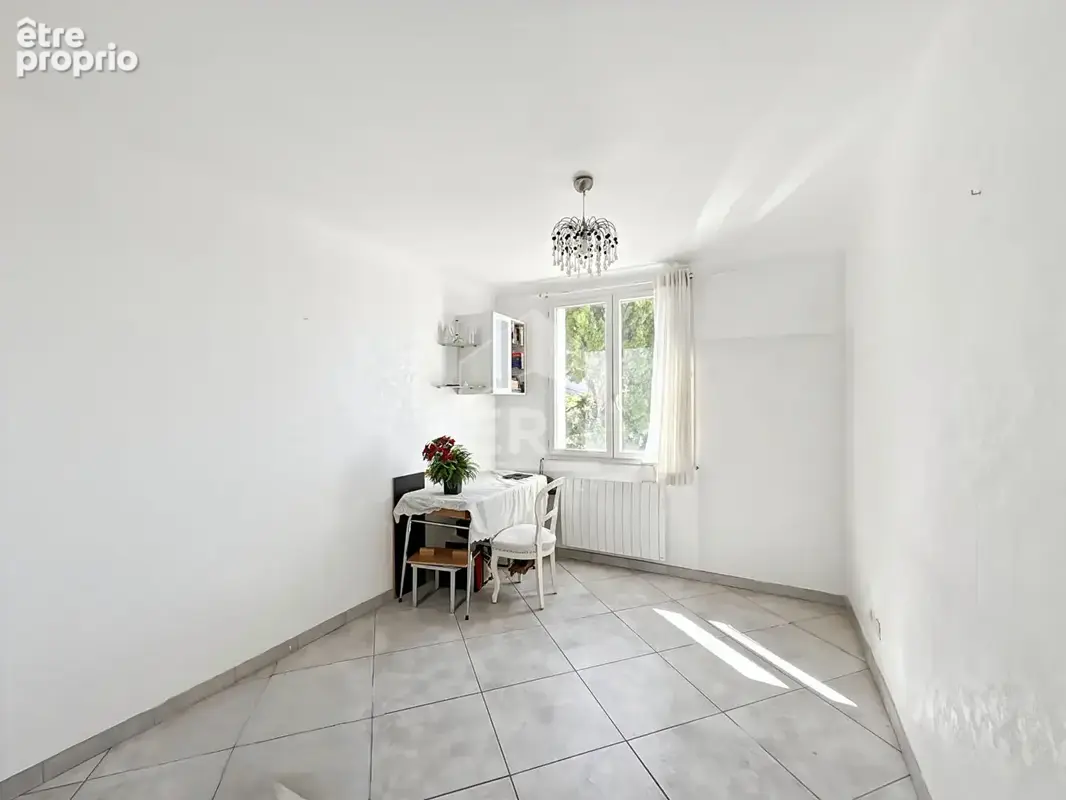 Appartement 50m² à marseille 4e arrondissement - photo 2