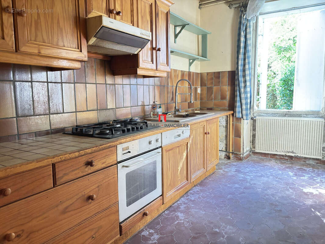 Maison à SAINT-ANDRE-DE-CUBZAC