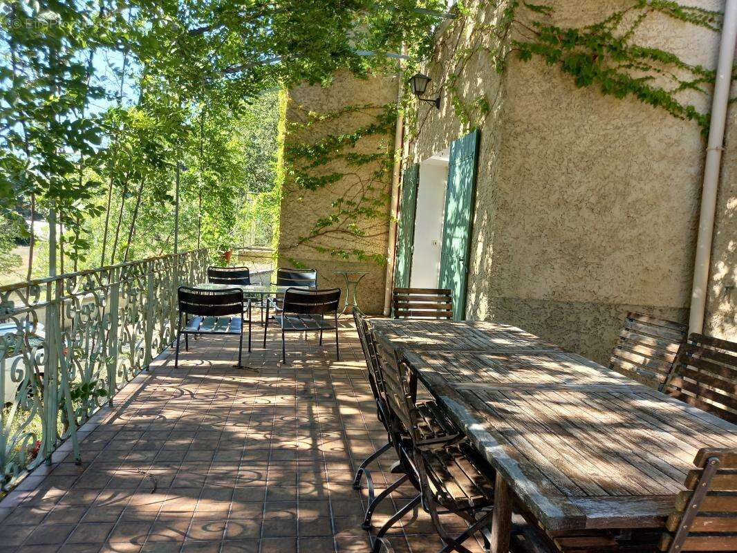 Maison à MALAUCENE