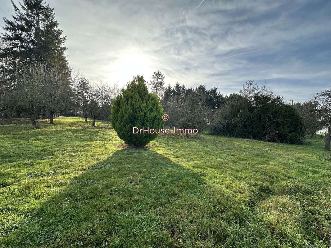 Maison à CORBEILLES