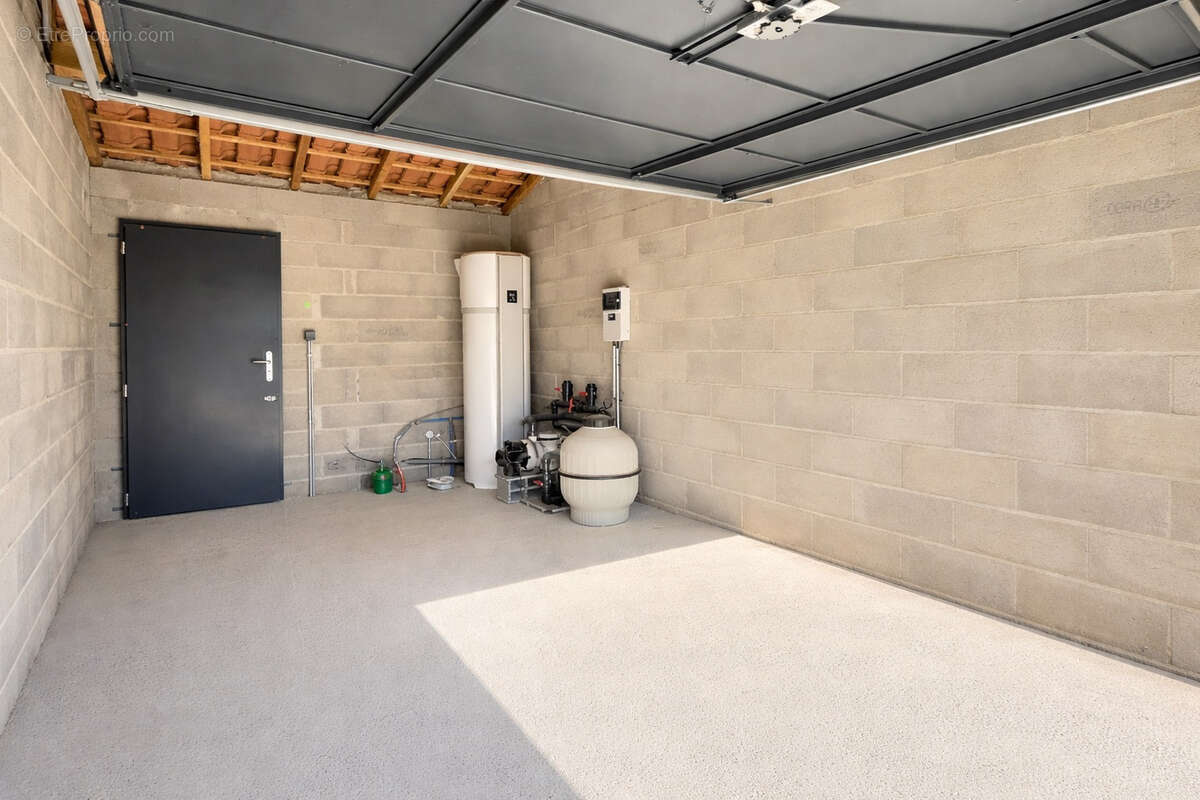 Maison à SAINT-CHRISTOL-LES-ALES