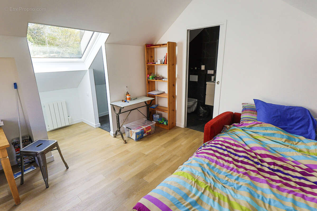 Maison à SAINTRY-SUR-SEINE