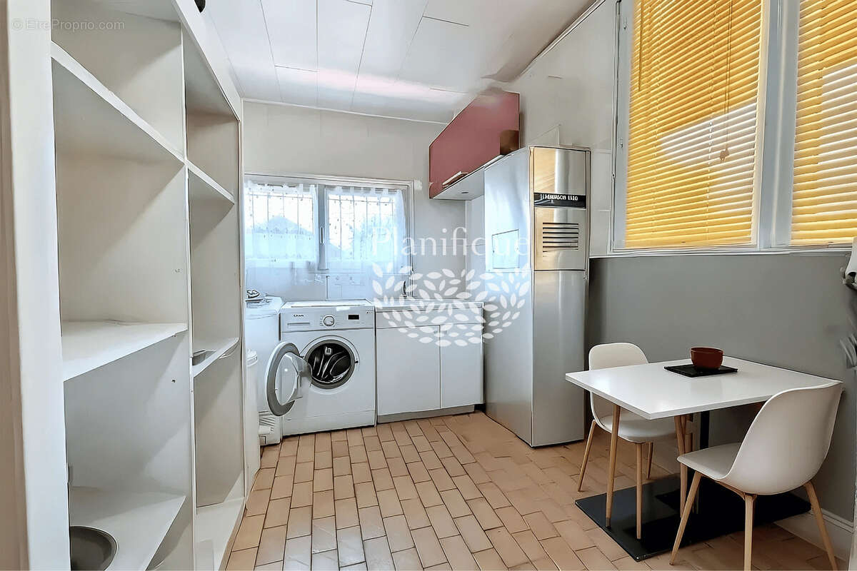 Maison à VETRAZ-MONTHOUX