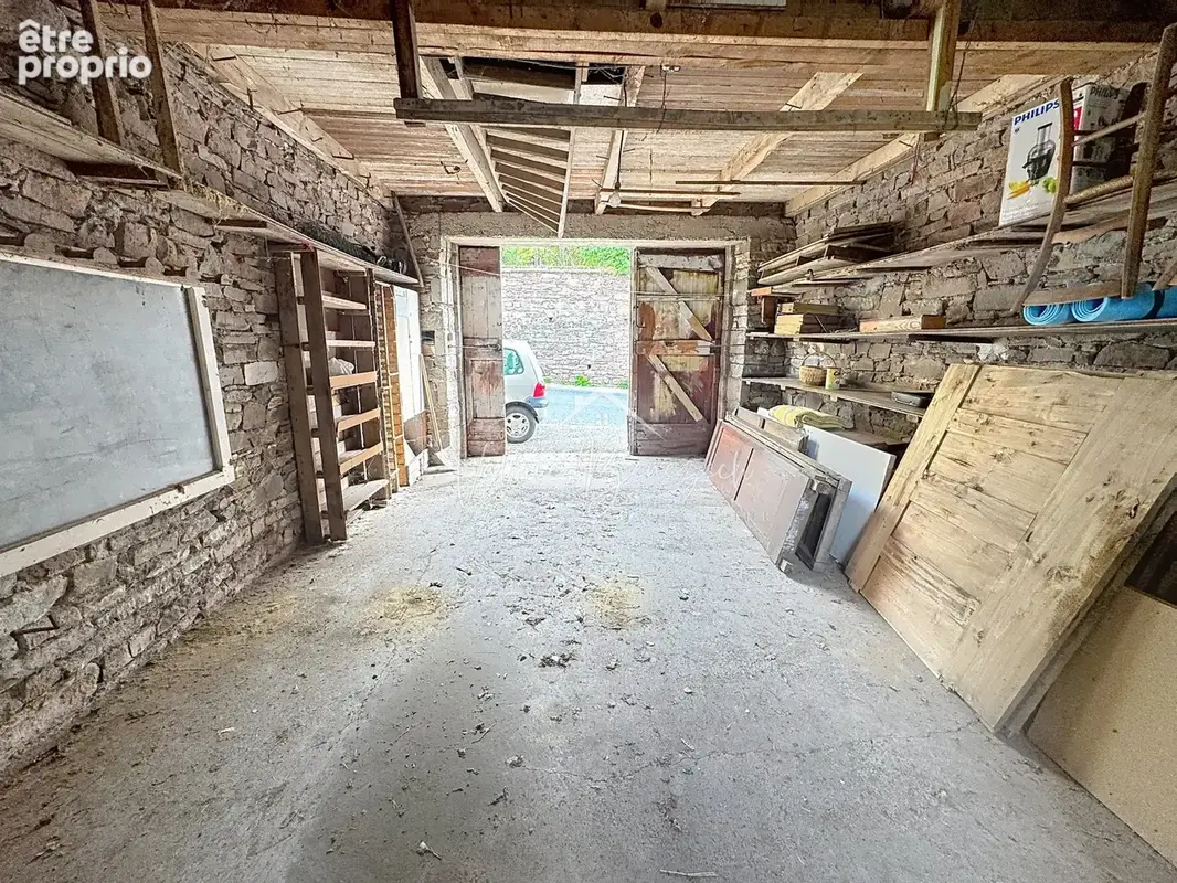 Garage 25m2 Route de St Affrique - photo 2