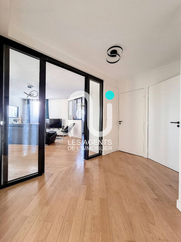 Appartement à ASNIERES-SUR-SEINE