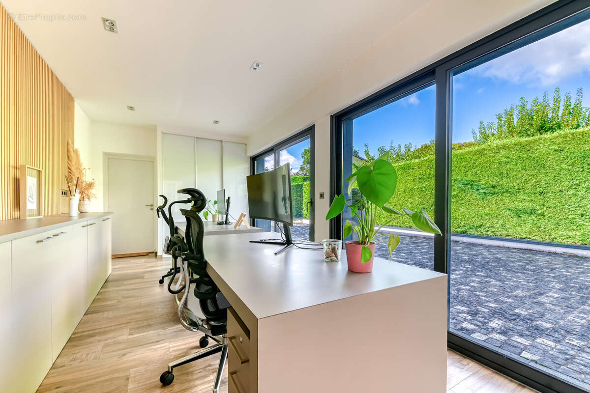 Maison à SAINT-CYR-AU-MONT-D'OR