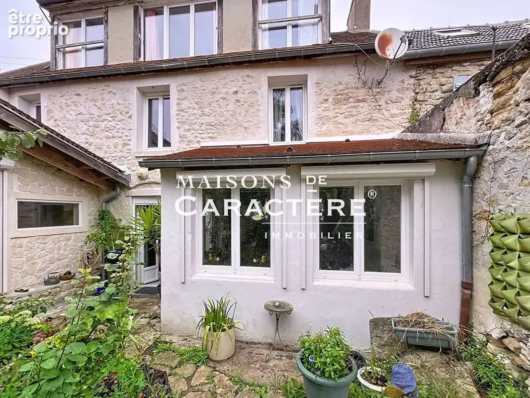 Maison à CHAPET