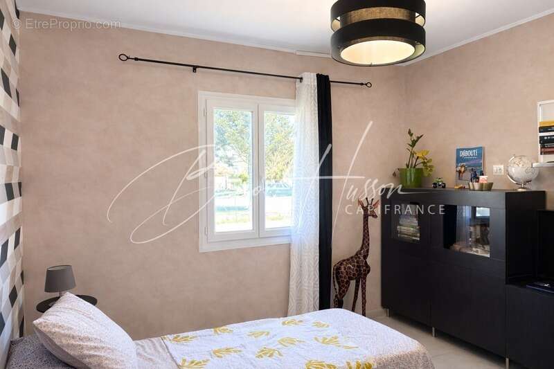 Maison T5 de 175m² sur terrain de 2500m² - photo 12