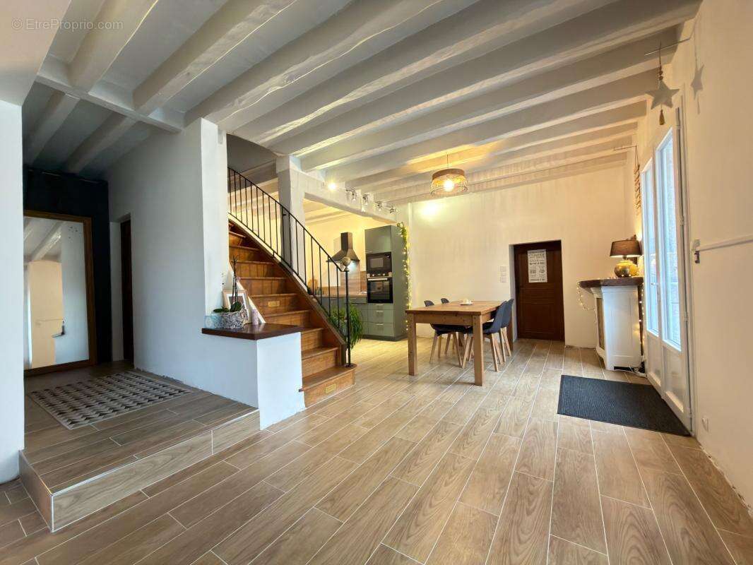 Maison10 pièces, 337 m2 - photo 6