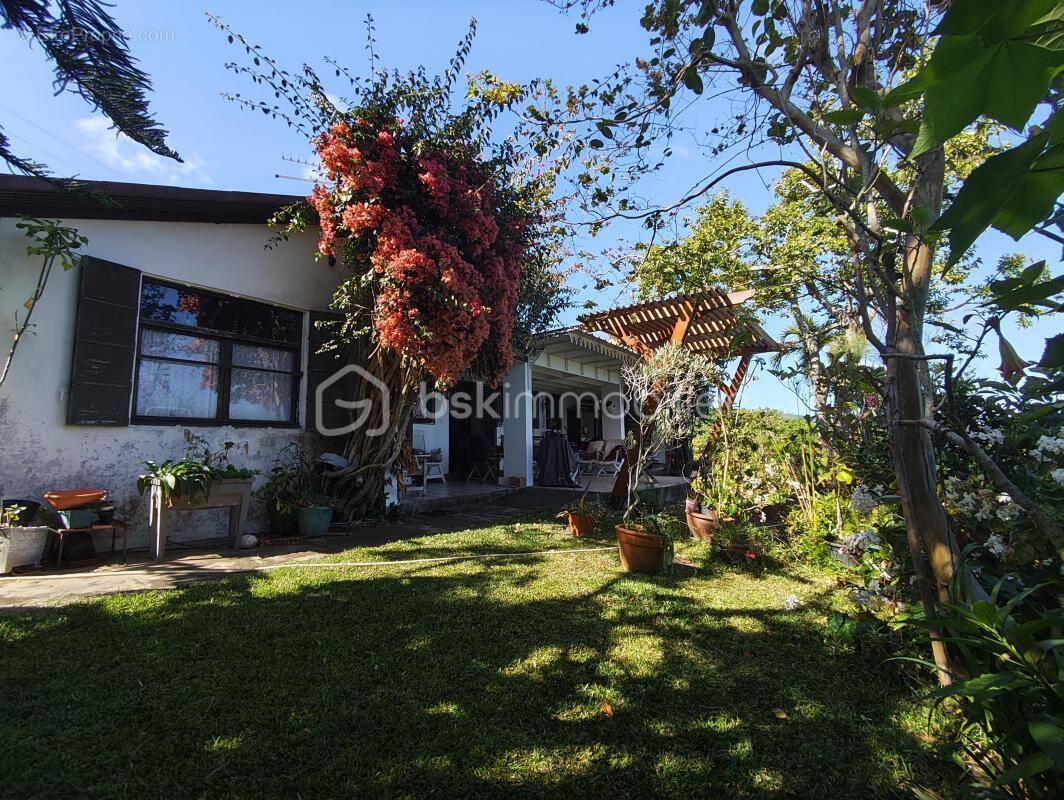 Maison à SAINT-DENIS