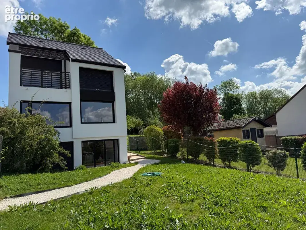 Maison à VILLIERS-SAINT-FREDERIC