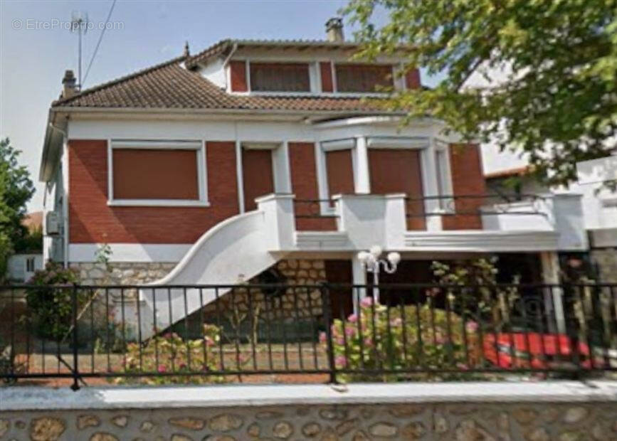 Maison à SUCY-EN-BRIE