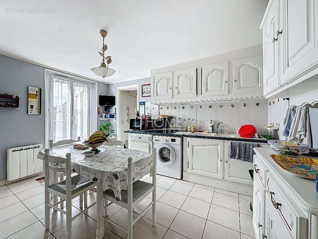 Maison à LA FERTE-GAUCHER