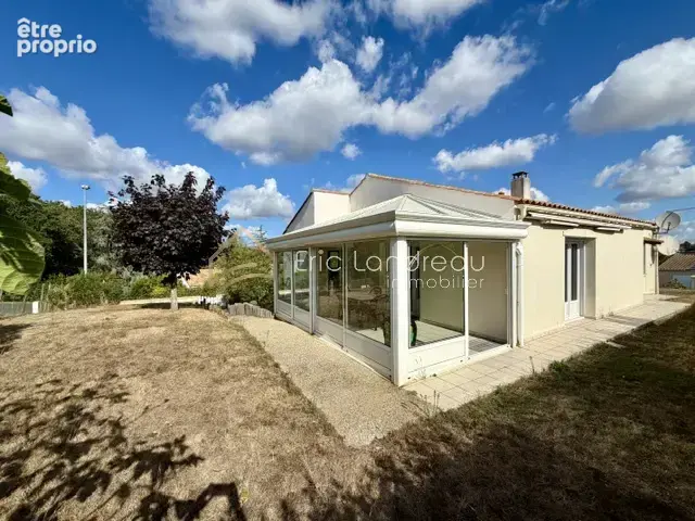Maison à TALMONT-SAINT-HILAIRE