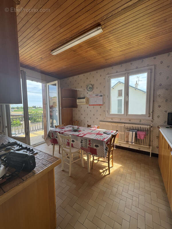 Maison à CHATENOY-LE-ROYAL