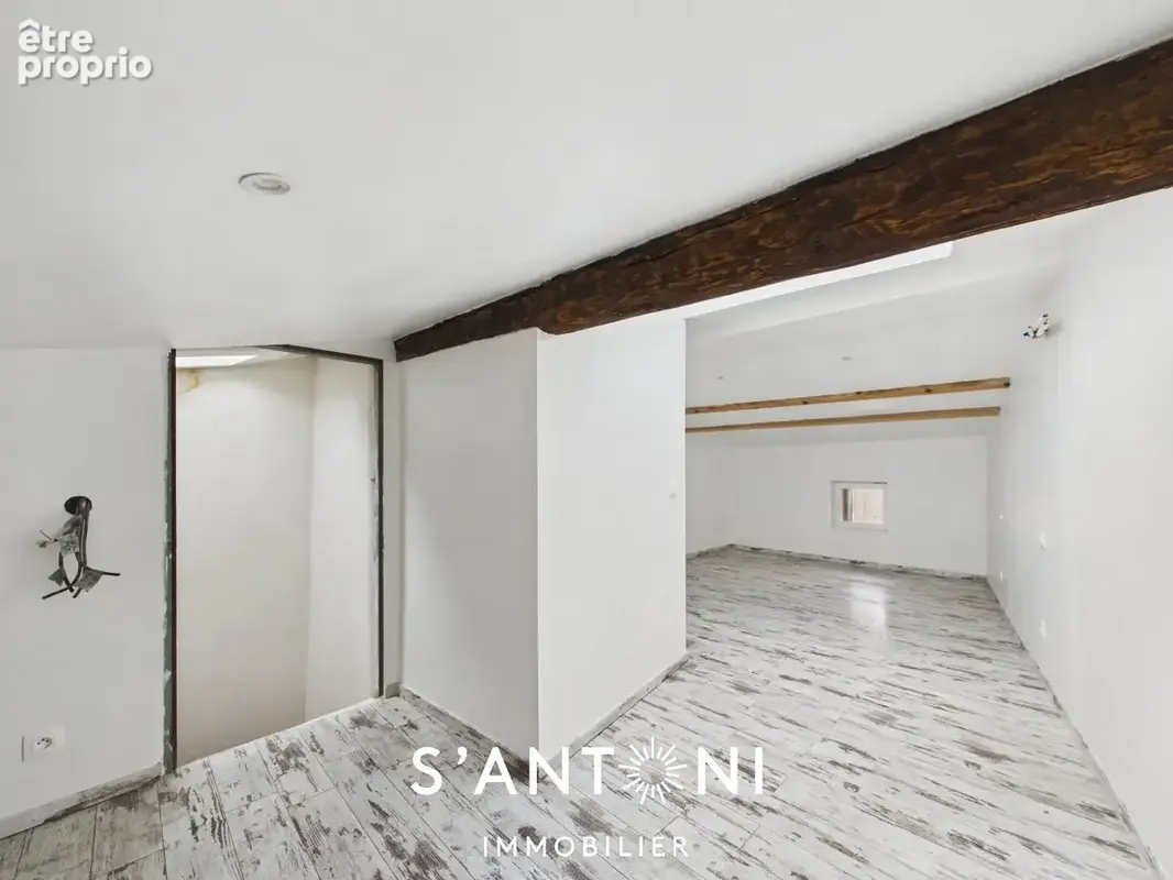 BESSAN - Charmante maison rénovée de 90 m² à Bessan  Lumineuse et idéalement située - photo 16