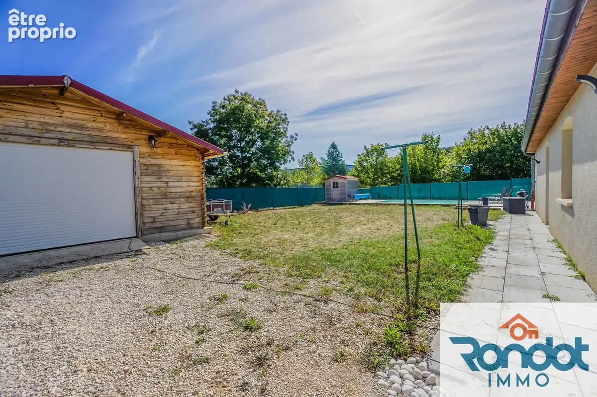 Maison 10 pièces / 7 chambres / 145 m2 / 700 m2 terrain avec piscine - photo 11