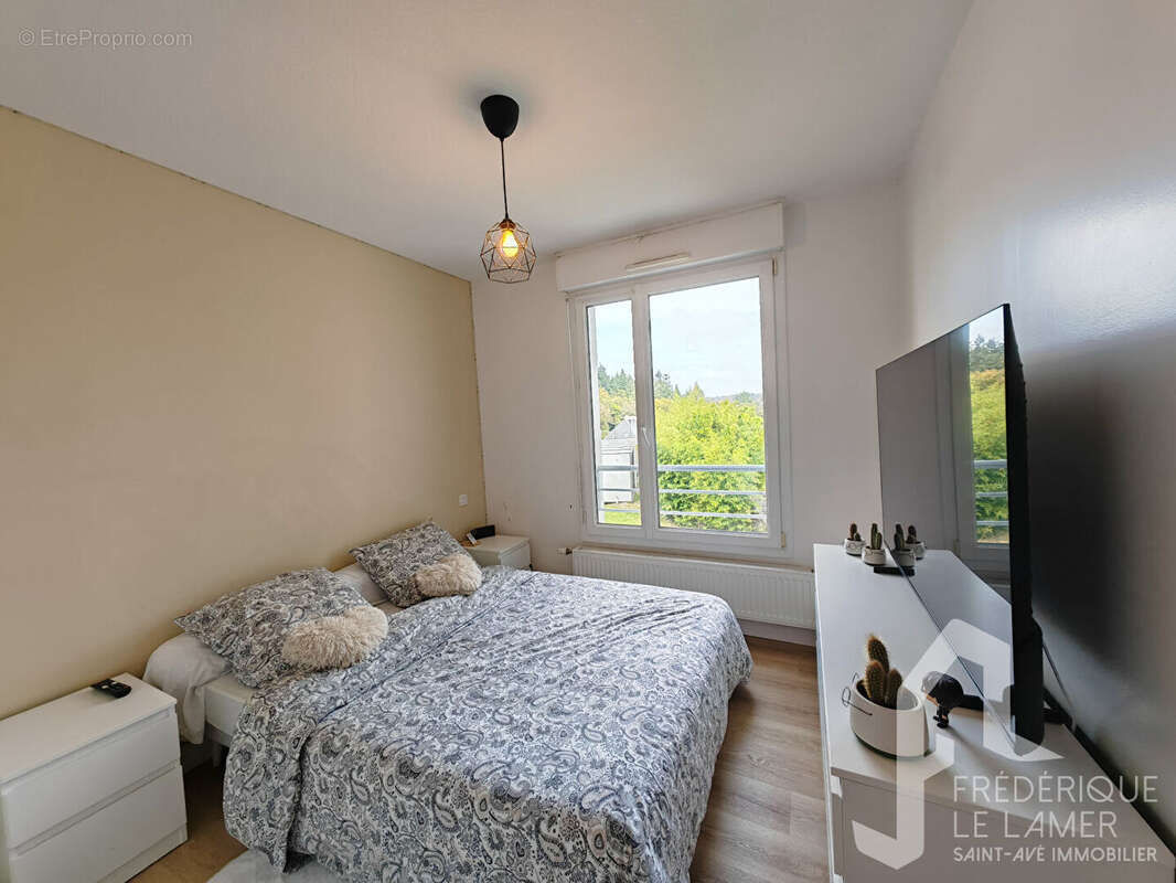 Appartement à SAINT-AVE