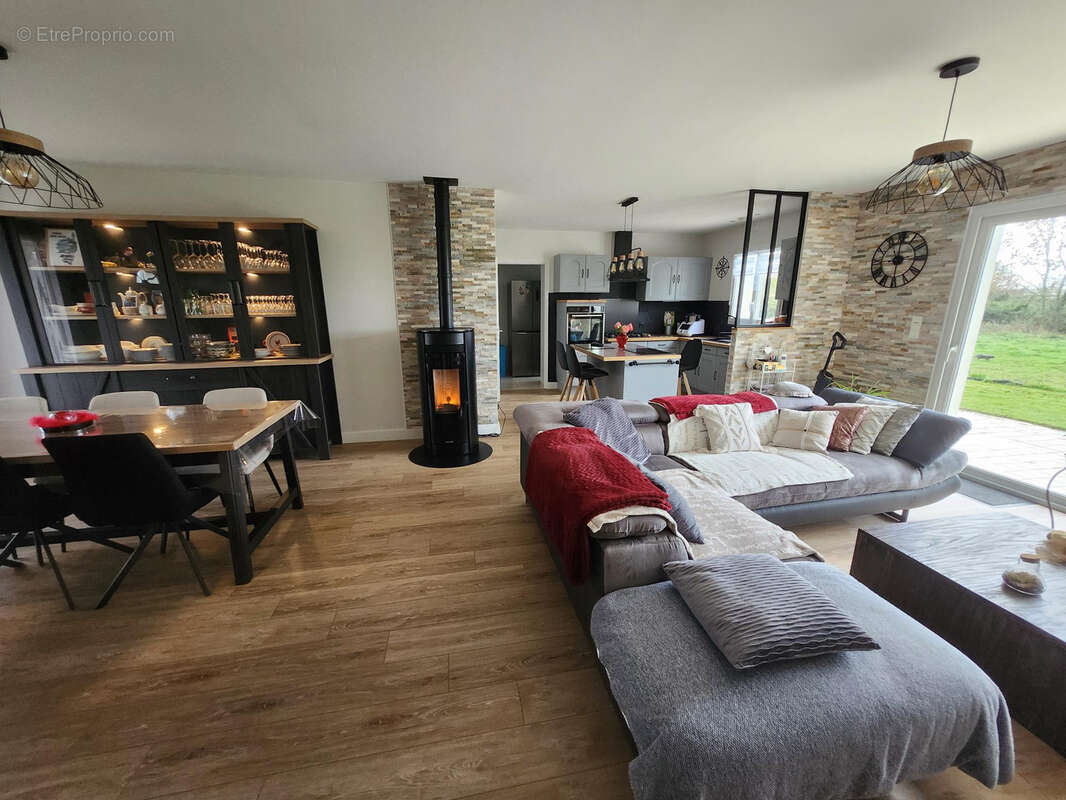 Maison à SAINT-HILAIRE-DE-RIEZ