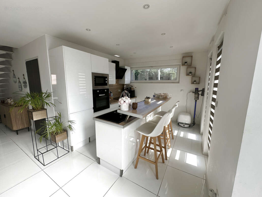 Maison à DOUCHY-LES-MINES