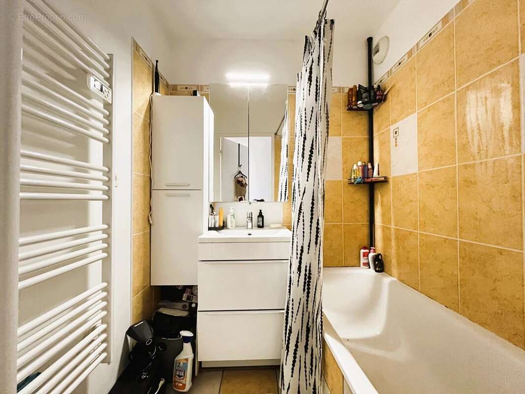 Appartement à PONT-DE-CHERUY