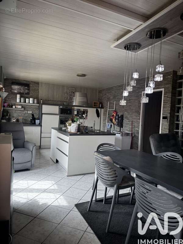 Maison 178 m² à Viarmes  - photo 9
