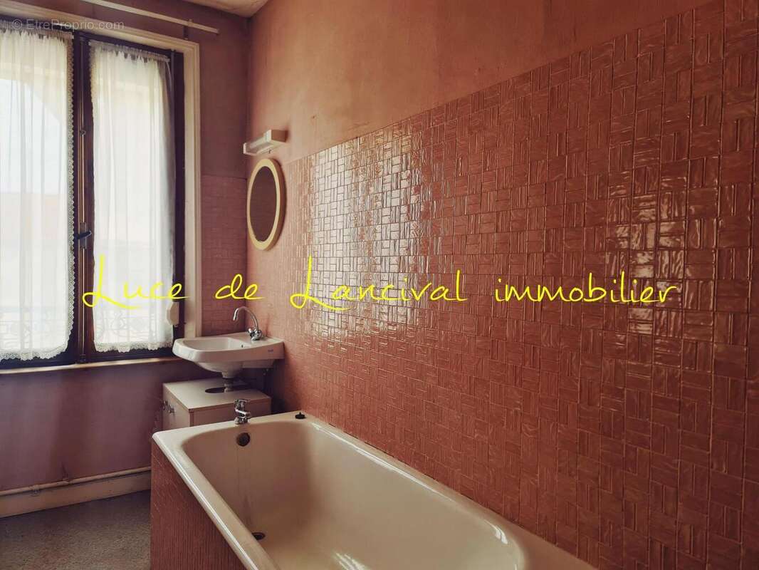 Photo 6 - Commerce à SAINT-GOBAIN