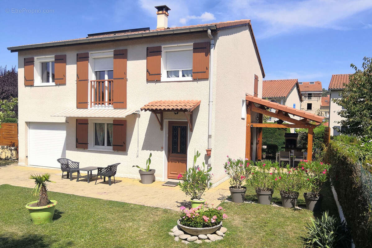 Maison centre de Brives - photo 2