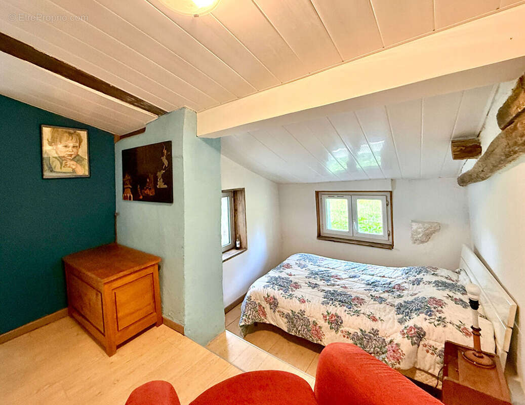 Maison à CASTELMORON-SUR-LOT